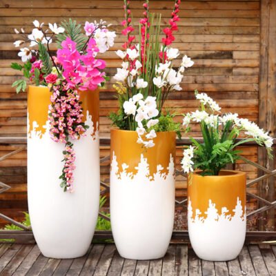 子弹头花器主图1 Fiberglass Cylindrical Planter Set for Outdoor Plazas