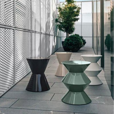 11 Artistic Fiberglass Coffee Table