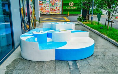 Is the surface of the fiberglass made of gel coat or painted?