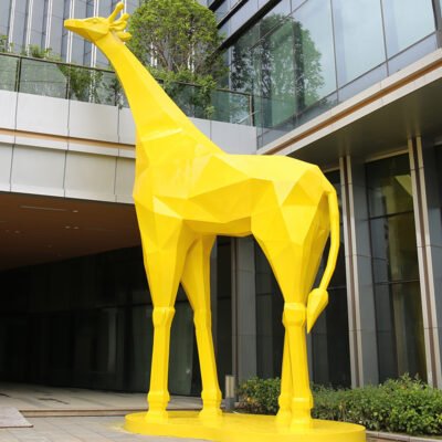 Stainless Steel Cut Surface Giraffe Sculpture
