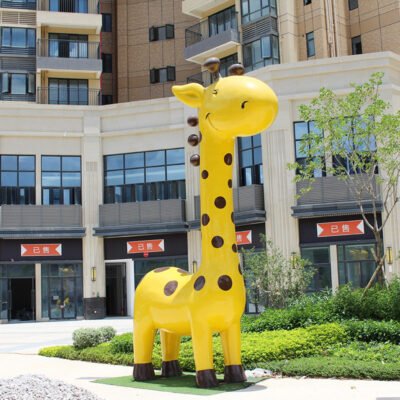 长颈鹿雕塑主图3 Fiberglass Rabbit Balloon Sculpture – Landscape Ornament