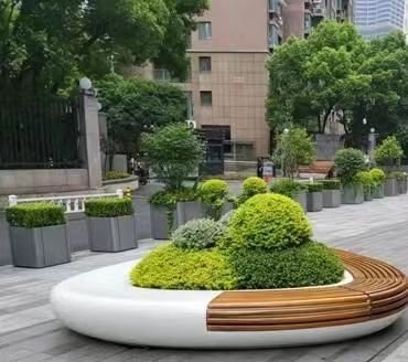 微信图片_20231202094843 Triangular Fiberglass Tree Planter Bench with Anti-Corrosive Wood Seat