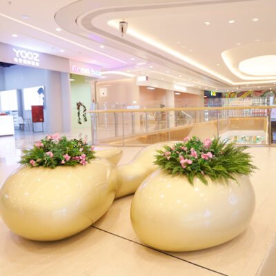 Oval Stone‑Shape Fiberglass Mall Seating Set